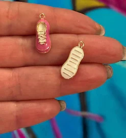 Alternative view of Accesorio – Dije - Zapatillas – Metal - 10 pack